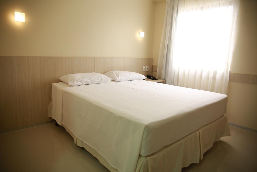 Stay Inn Hotel 因佩拉特里斯 外观 照片