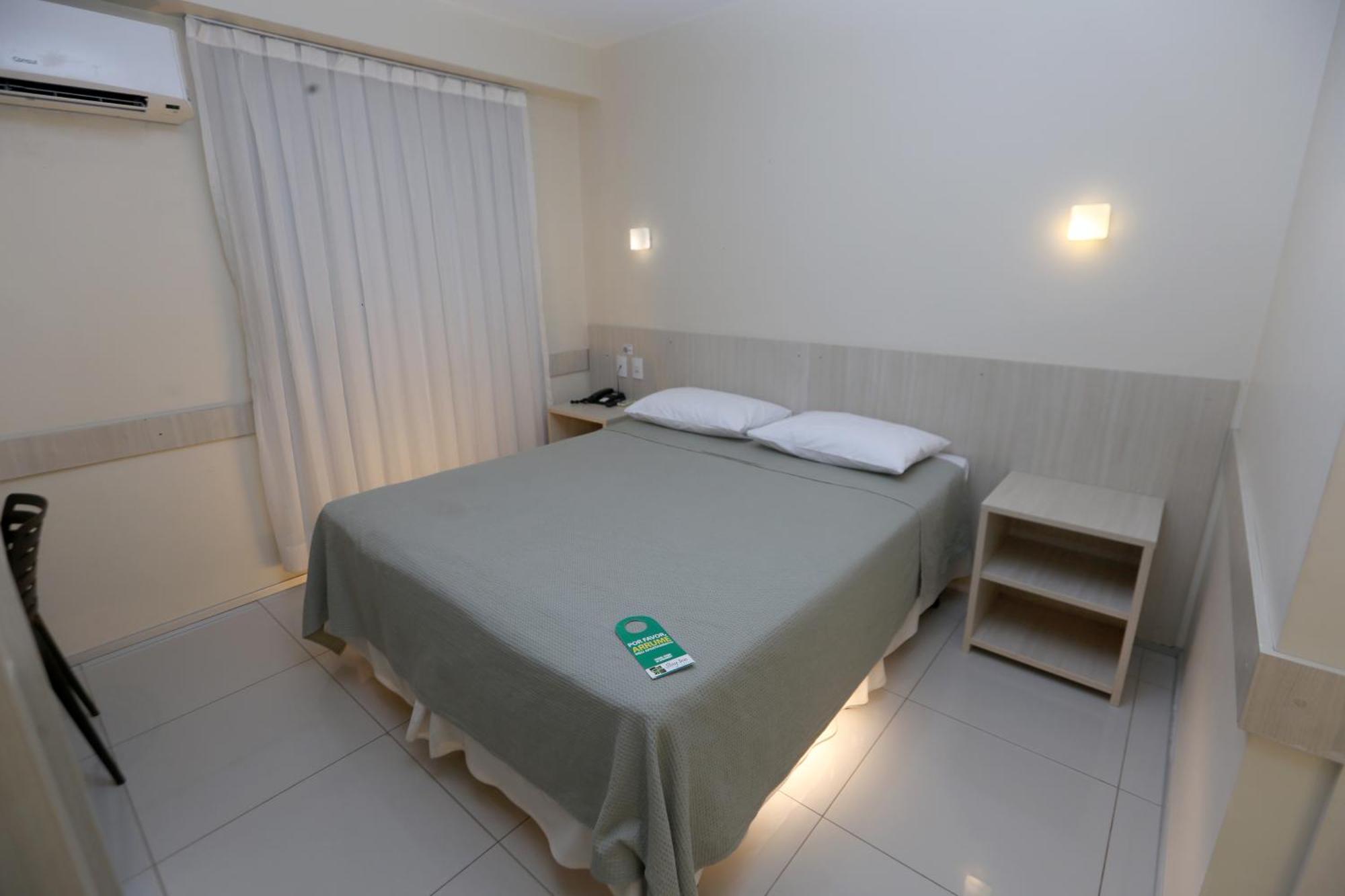 Stay Inn Hotel 因佩拉特里斯 外观 照片