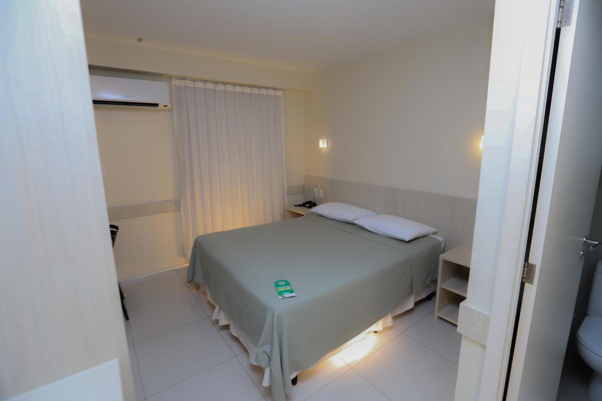 Stay Inn Hotel 因佩拉特里斯 外观 照片