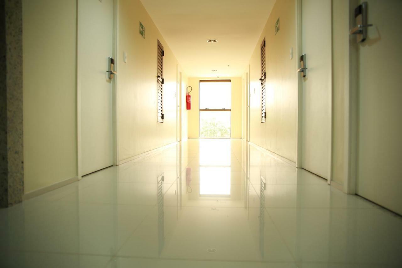 Stay Inn Hotel 因佩拉特里斯 外观 照片